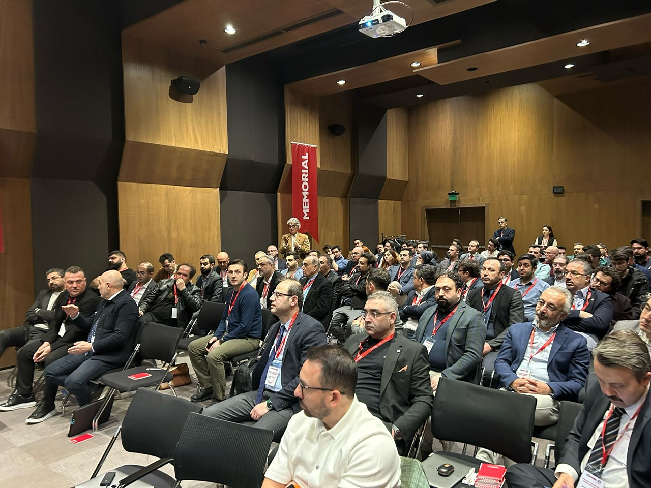 126663e5-3114-48f6-ab92-eaf92e64a083